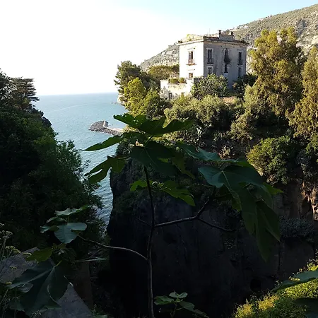 Ośrodek wypoczynkowy Sopramare Piano di Sorrento